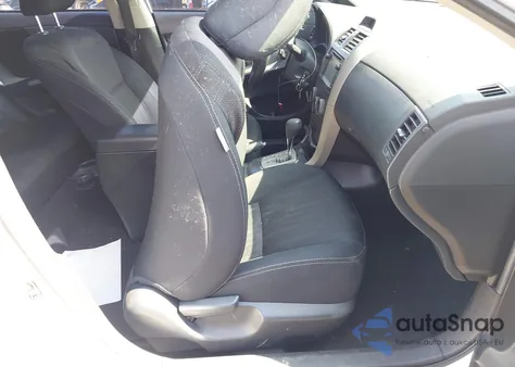 2013 Toyota Corolla S z USA, uszkodzony, nr VIN 2T1BU4EE5DC952447